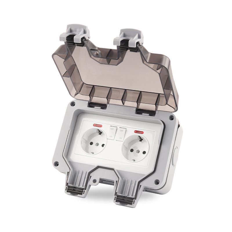 IP66 EU Germany Standard imper - Outdoor Power Outlet Waterproof recensione e prezzo