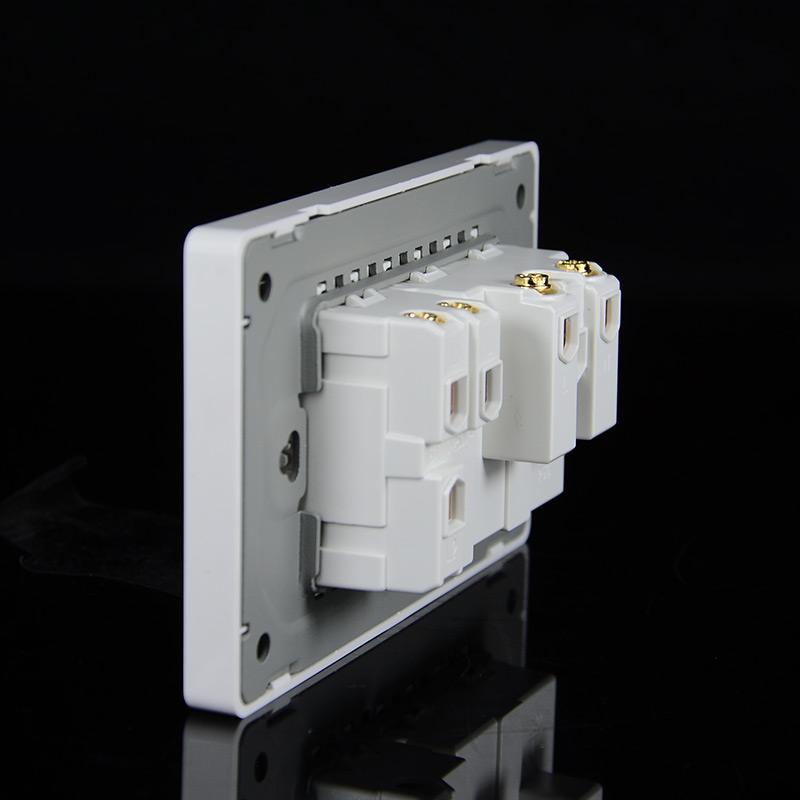 Presa a Muro Standard Tedesco  - Outdoor Power Hub recensione e prezzo