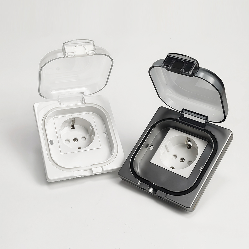 Presa esterna impermeabile IP6 - Outdoor Power Receptacle recensione e prezzo